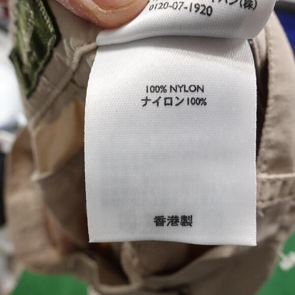 Eddie Bauer Pants Womens 8 Khaki Convertible Hiking Nylon Cargo Zip Off Travel - Picture 12 of 13